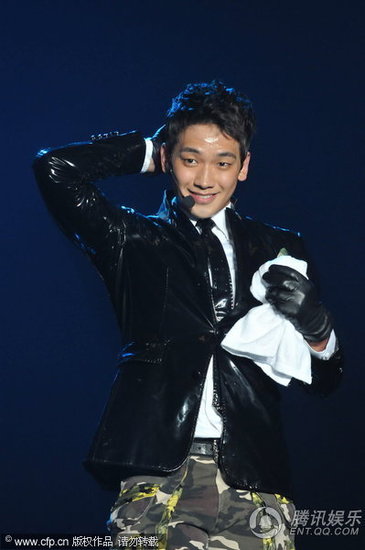 [01/06/2011] Mas de Rain’s BEST Guangzhou concert. 039