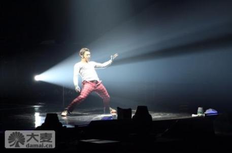 [01/06/2011] Mas de Rain’s BEST Guangzhou concert. 1421